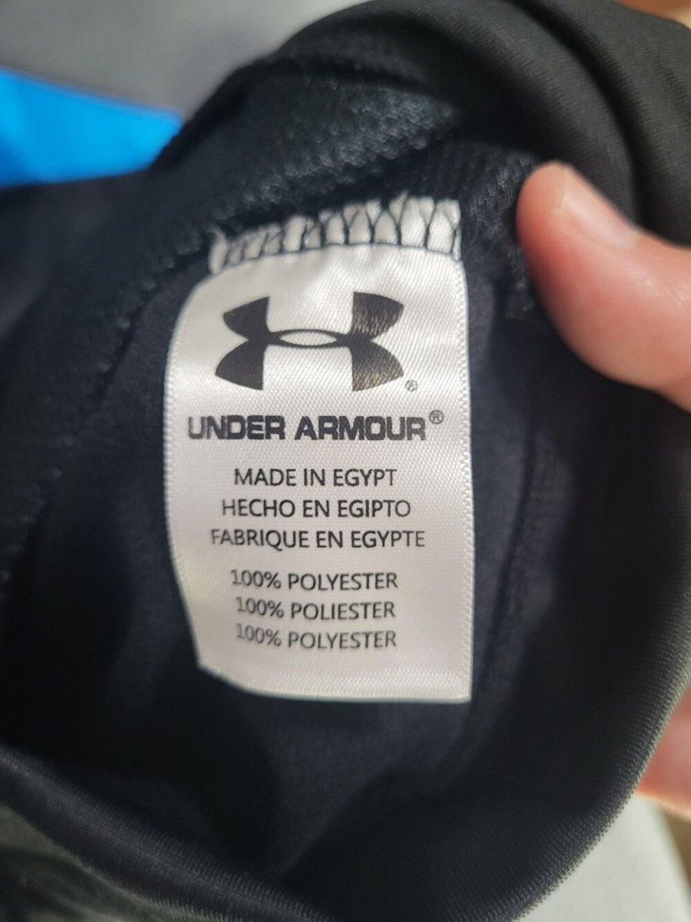 Boys Under Armour Track Jacket Blue Black Full Zip Youth Kids Size 7 - Picture 6 of 6